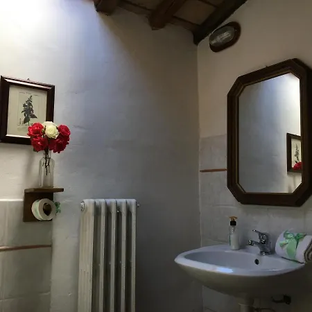 בית חווה Casina Della Burraia Subbiano